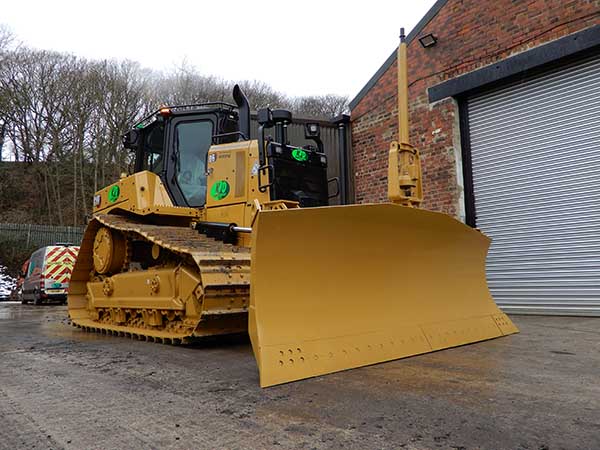 Cat D6T LGP VPat30 dozer for hire long term contracts